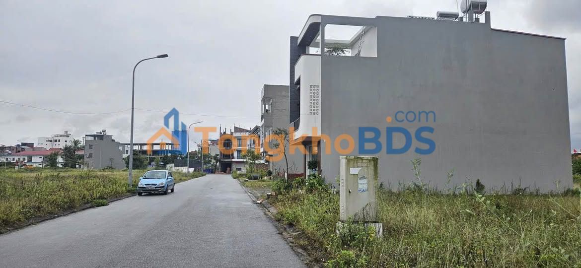 Đất nền view vườn hoa Bích Động, Việt Yên 85m² - Hướng Đông Nam