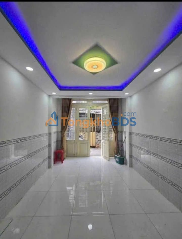 Nhà riêng Tân Phú 26m2 giá 3.35 tỷ - Chính chủ bán