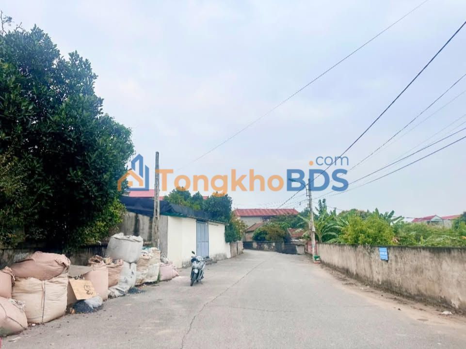 Đất đường 6 Hòa Long 140m² giá 3 tỷ - Đường to ô tô