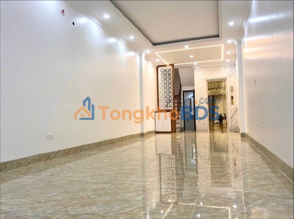 Nhà 7 Tầng Cầu Giấy 50m² - Sẵn Sổ Đỏ, Ô Tô Đỗ Cửa