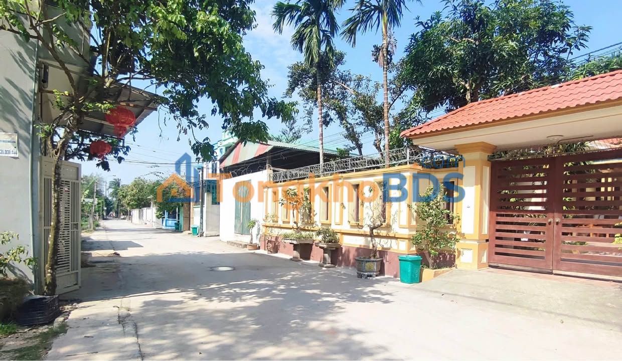 Bán Đất Tặng Nhà 230m² Mặt Tiền 19m Quảng Phú, Thanh Hóa - Giá 2.x Tỷ