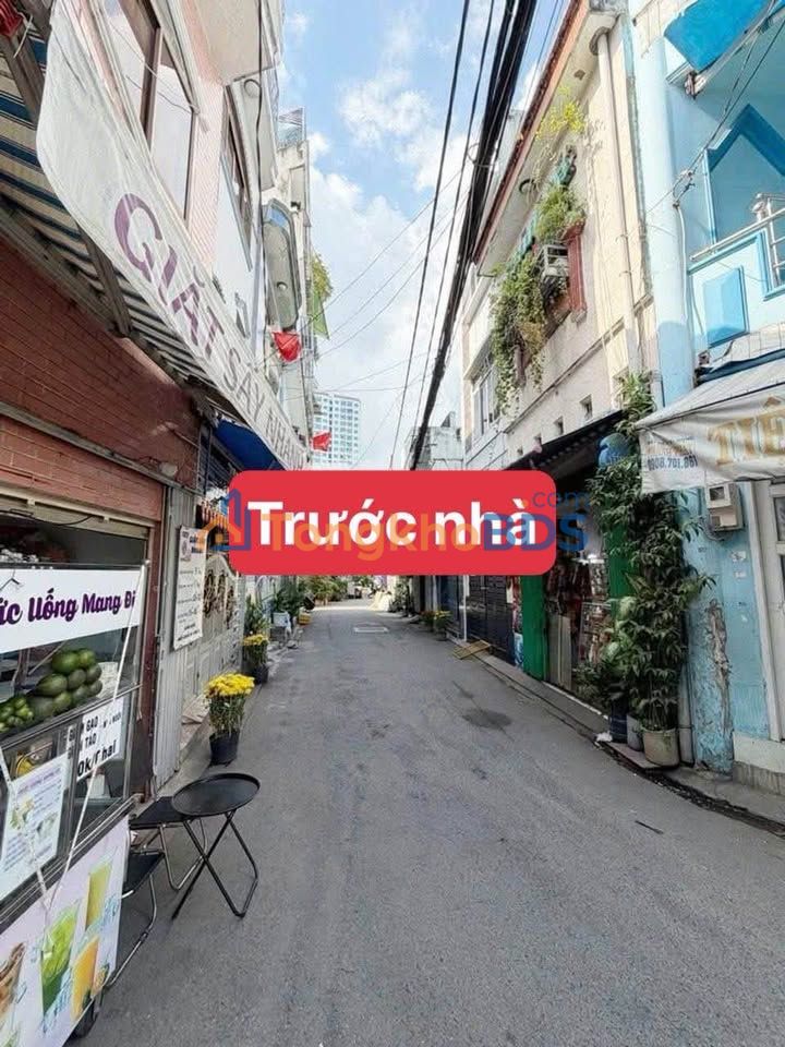 Nhà phố Âu Cơ Tân Bình 30m² 2.1 tỷ - Mặt tiền kinh doanh