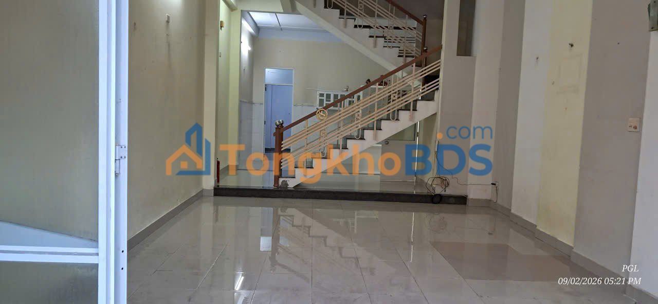 Cho thuê nhà 2 tầng mặt tiền Trương Định, Đà Nẵng - 3PN, Giá 15 triệu/tháng