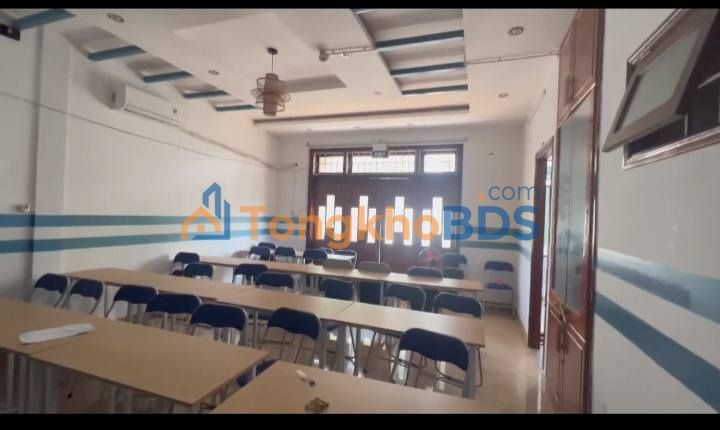 Nhà 2 tầng Khuê Trung 400m² 14tr - Sẵn sàng KD