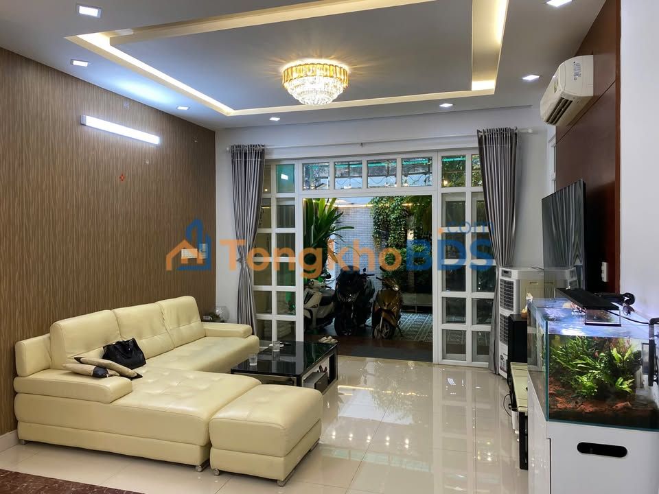 House Nguyen Binh Khiem Q1 120m² 46 triệu - Sẵn sàng ở ngay