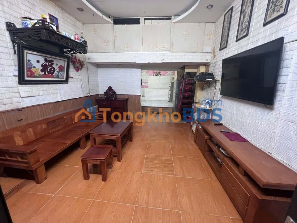 Nhà ngõ 325 Giảng Võ 35m² 5.5 triệu - Sẵn sàng ở ngay