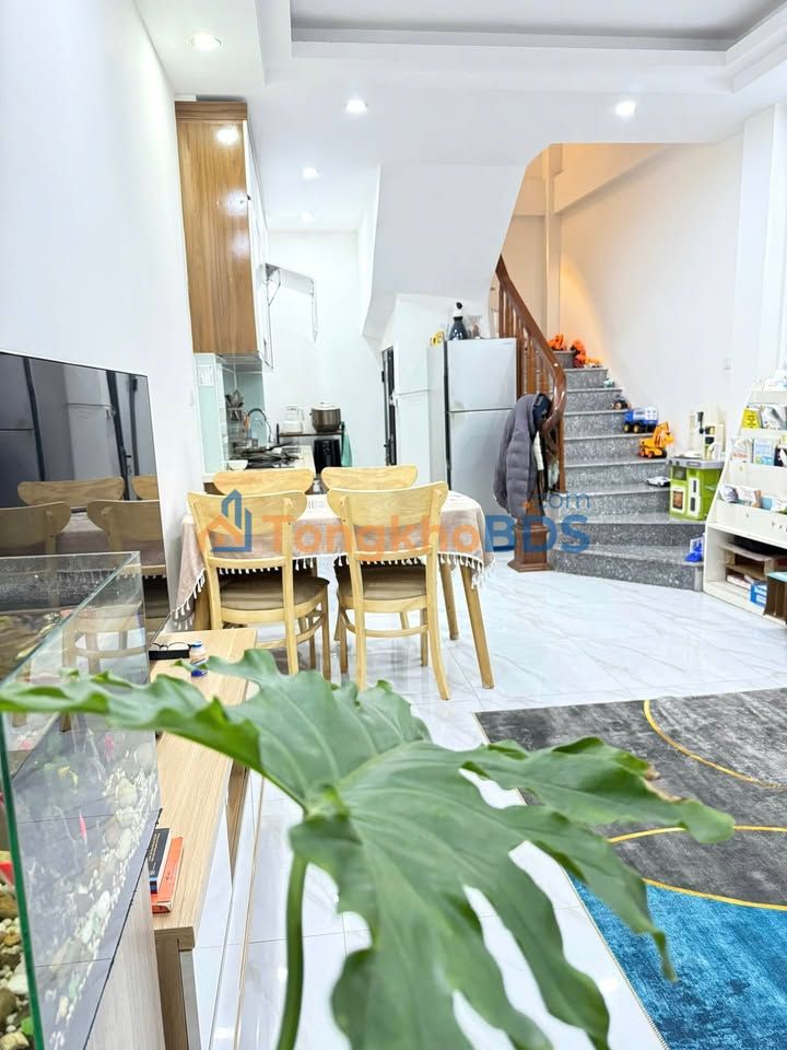 Nhà An Khánh 30m², 5 Tầng, Ô tô đỗ cổng - Giá 5.x Tỷ