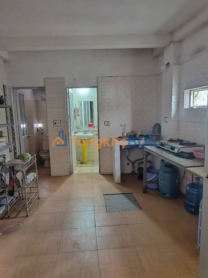 Nhà 2 Tầng 206m² Trung Tâm Long Biên - Bán Gấp 12.88 Tỷ