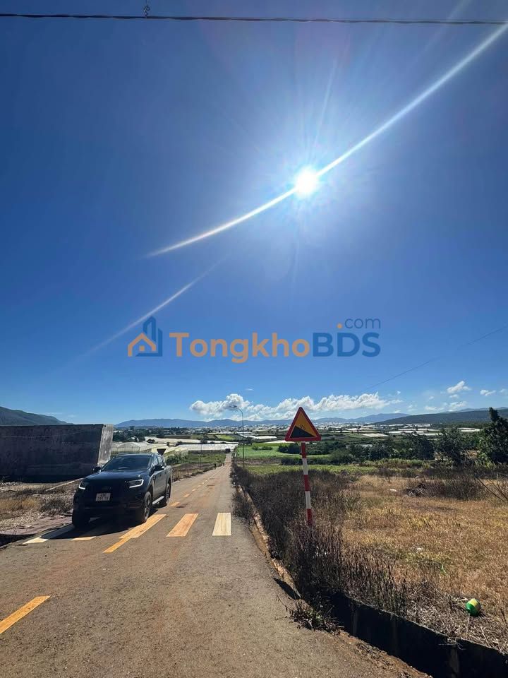 Đất nền Đạ Ròn 75m² giá 575 triệu - Sổ đỏ chính chủ