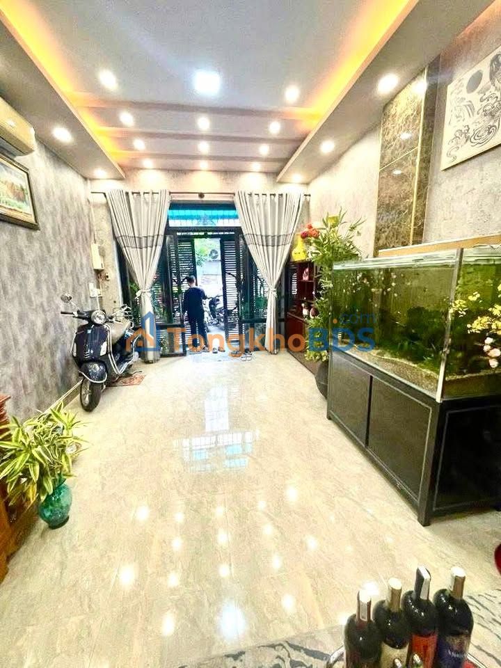 Nhà Lê Văn Lương Quận 7 64m² 8 tỷ - Chính chủ bán hiếm