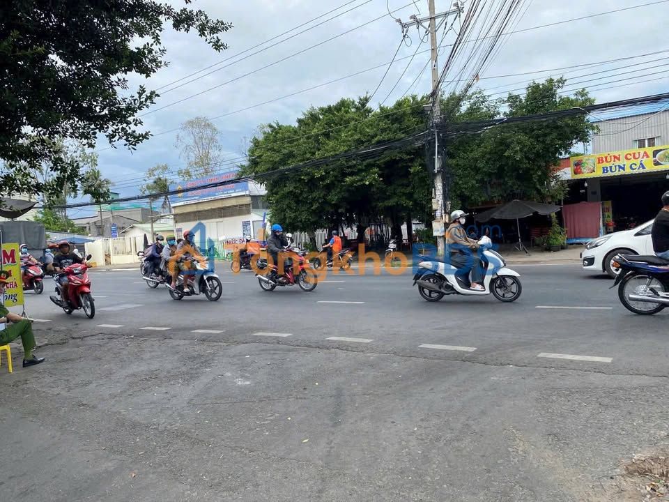 Bán Đất Nền 2 Mặt Tiền Phường Bình Đức, Long Xuyên - 85.3m² Giá 1.15 Tỷ