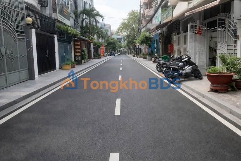 Nhà riêng Tô Hiến Thành Q10 80m² 24 tỷ - Ô tô vào