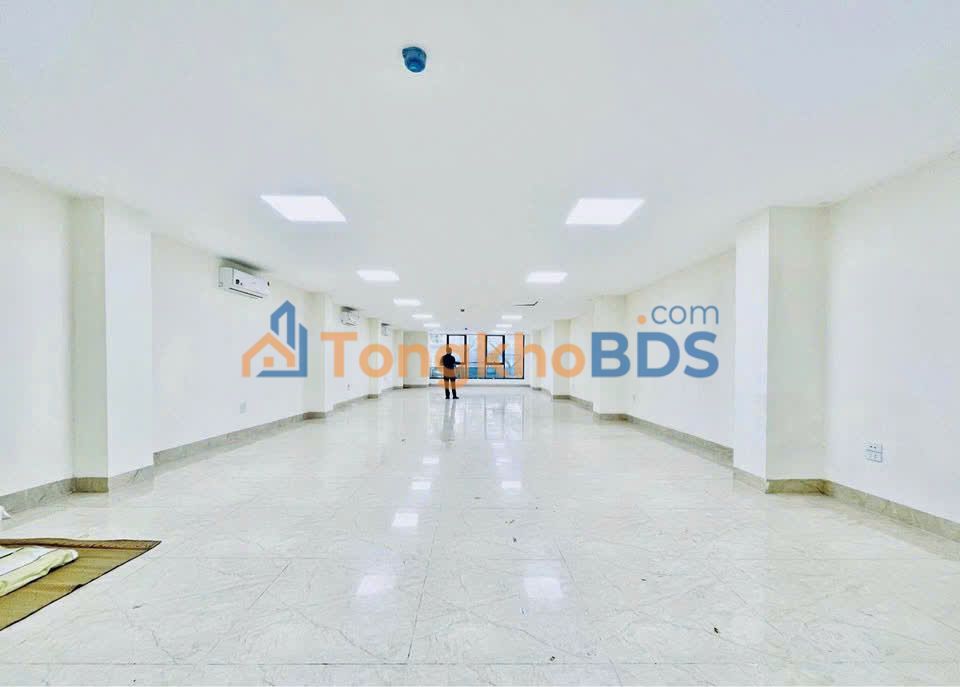 Văn phòng Thụy Khuê 170m² 25 triệu - Sẵn sàng làm việc