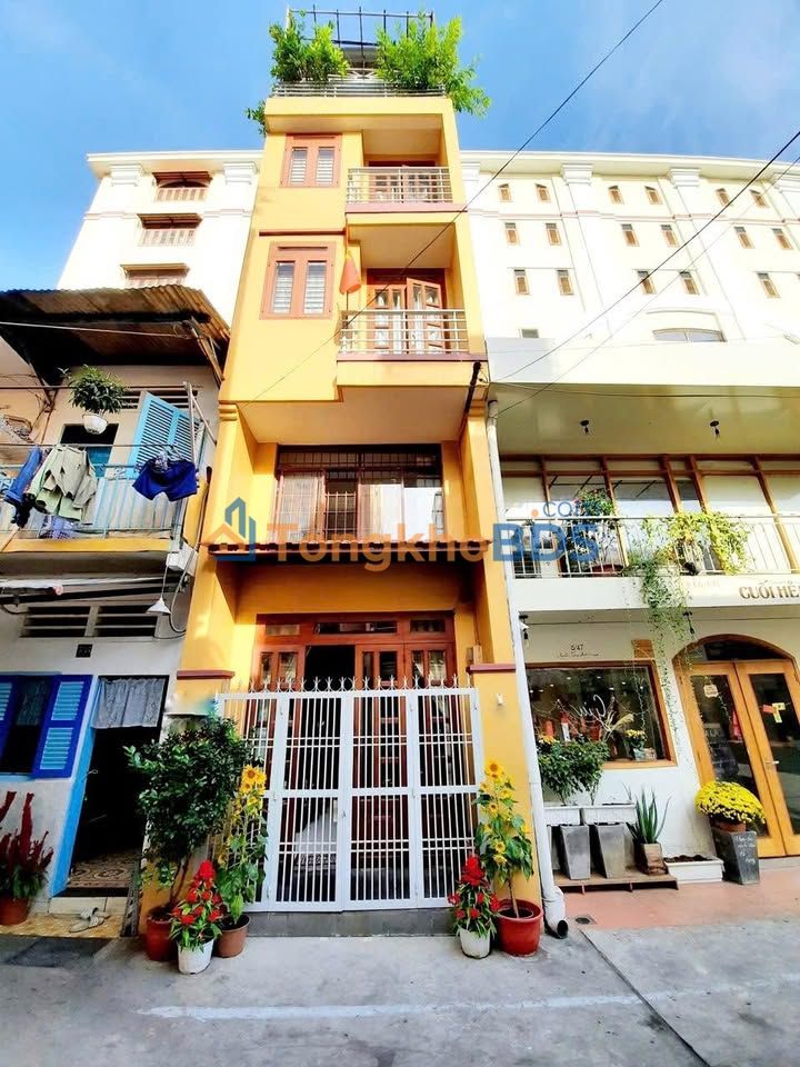 Nhà 5 tầng HXH Bến Nghé, Q1 - 3.5x7m - 6.3 Tỷ - Sổ Hồng Riêng