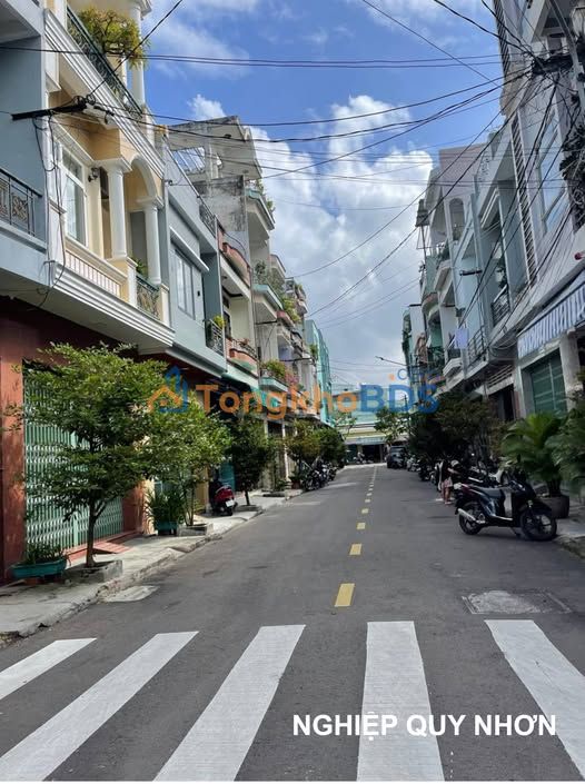 Nhà Mặt Tiền Lý Thường Kiệt, Quy Nhơn - 67m², 2 Tầng, Giá 5.3 Tỷ
