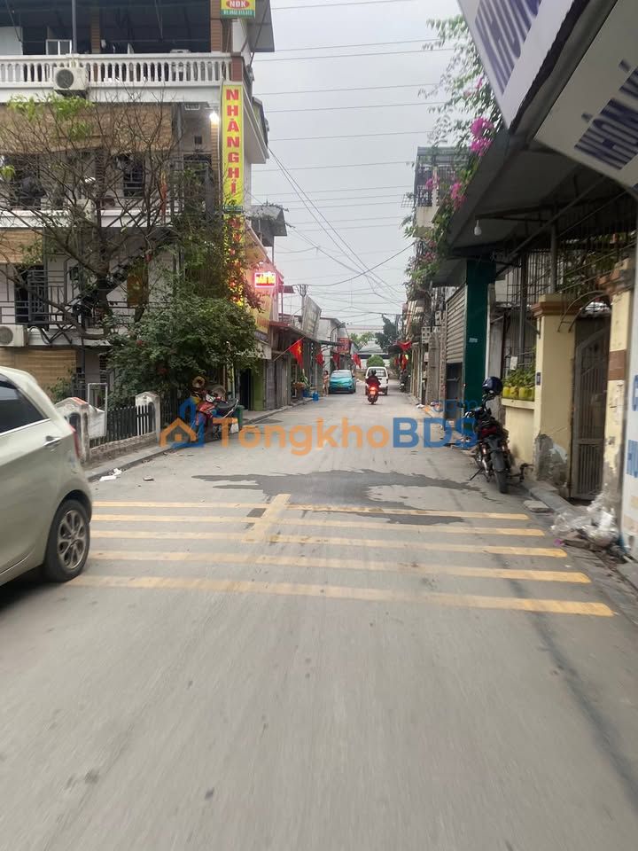 Nhà riêng Đông Anh 65m² giá 6 tỷ - Ô tô vào tận nhà