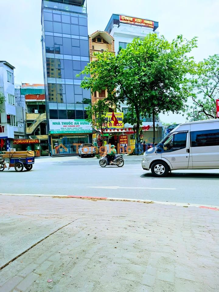 Nhà Mặt Phố Quang Trung Hà Đông - Lô Góc 7 Tầng - Kinh Doanh Đỉnh Cao 48m²