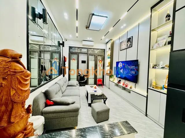 Nhà 25m² 4 Tầng Kim Mã, Ba Đình - Sổ Đỏ Riêng, Tặng Full Nội Thất