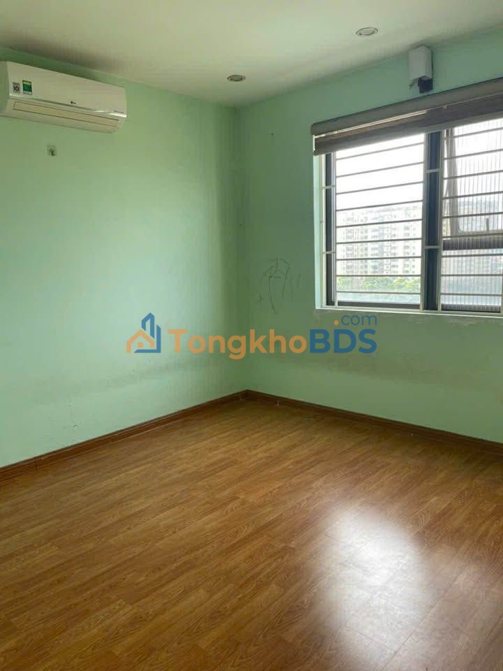 Bán gấp căn hộ 78.5m² Chung cư Đồng Phát, Hoàng Mai - Tầng 9, Giá 5.8 tỷ