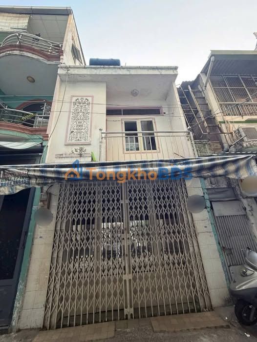 Nhà 32m² Tô Hiến Thành, Quận 10 - Hẻm Xe Hơi, Sổ Hồng