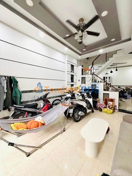 Nhà Nở Hậu 56m² Hẻm Xe Hơi Tỉnh Lộ 10 - 5 Tỷ