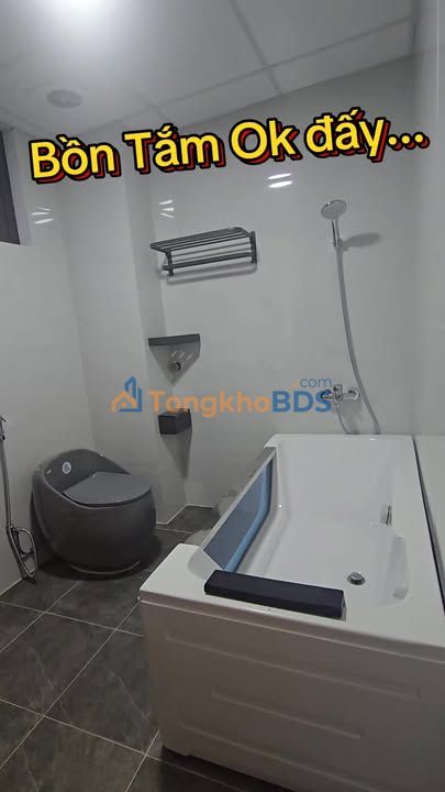 Townhouse Ba Trieu 40m² 12 tỷ - Ô tô đỗ ngày đêm