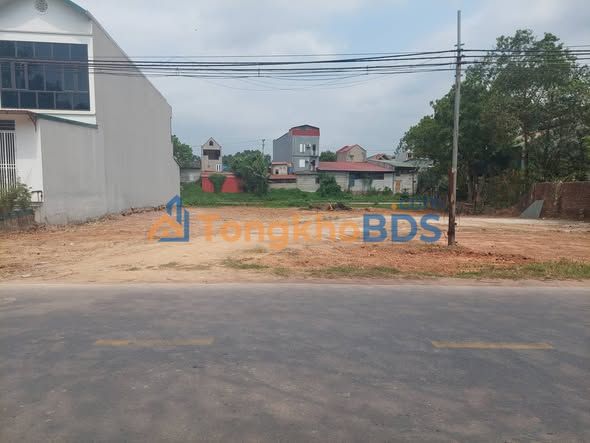 Kho Xưởng 1000m² Mặt Tiền 24m - Giá Tốt Quốc Lộ 37 Bắc Giang