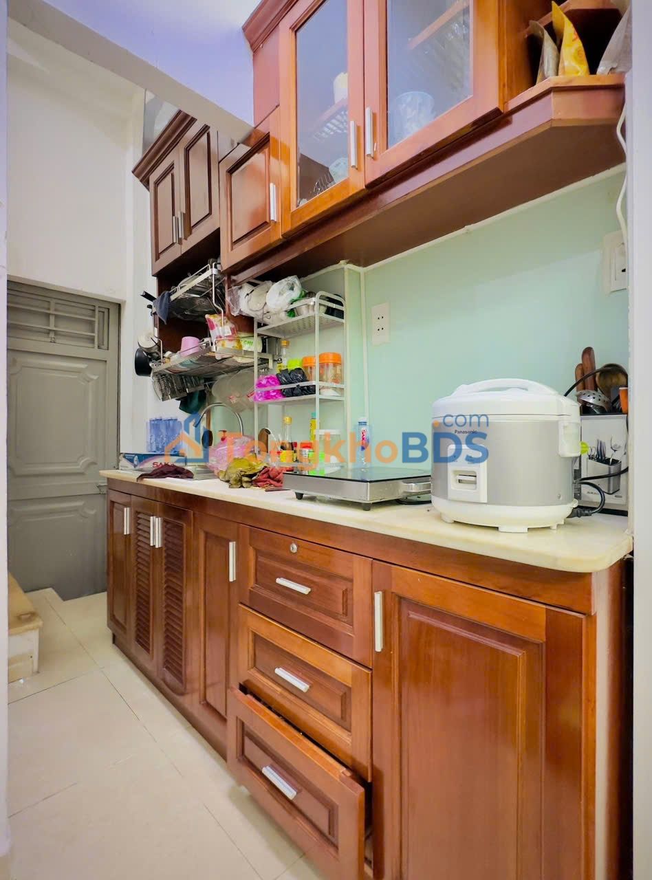 Nhà phố Quận 3 2,7x10m 11,9 tỷ - Vị trí đẹp mặt tiền