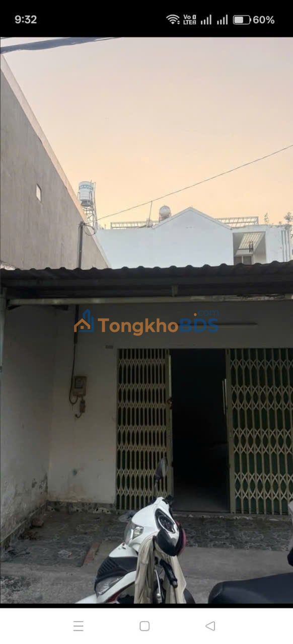 Nha rieng Quan 12 5x18 gia 7 trieu - Oto vao tan nha