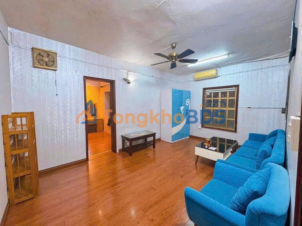 Nhà tập thể Nguyễn Chí Thanh 80m² 10 triệu - Sẵn sàng ở ngay