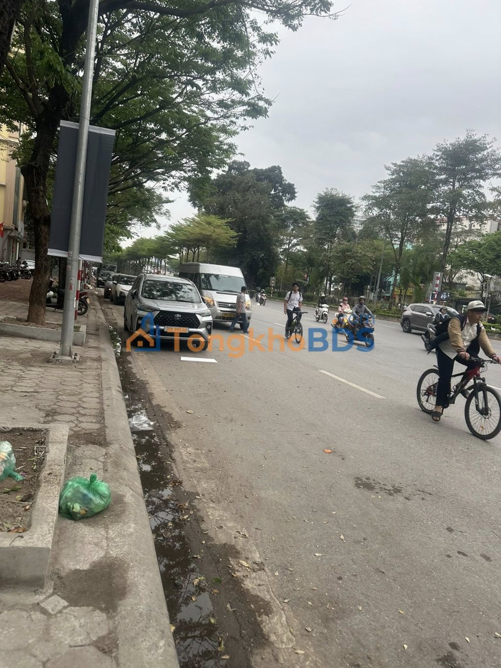 Nhà phố Võ Chí Công Cầu Giấy 45m² 27.5 tỷ - Ô tô vào tận nhà