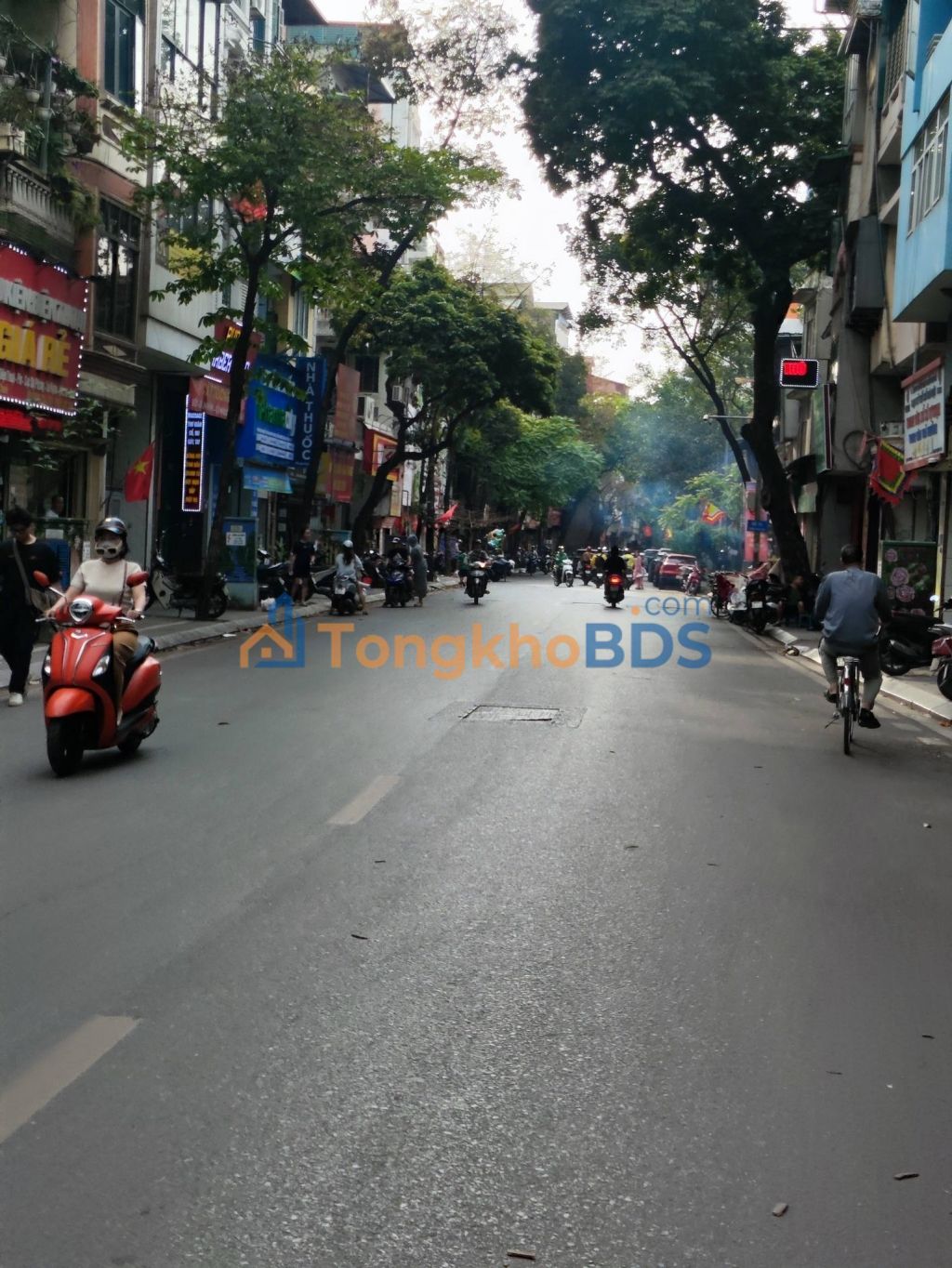 Nhà 2 mặt phố Thụy Khuê 45m² 27.2 tỷ - Ô tô tránh