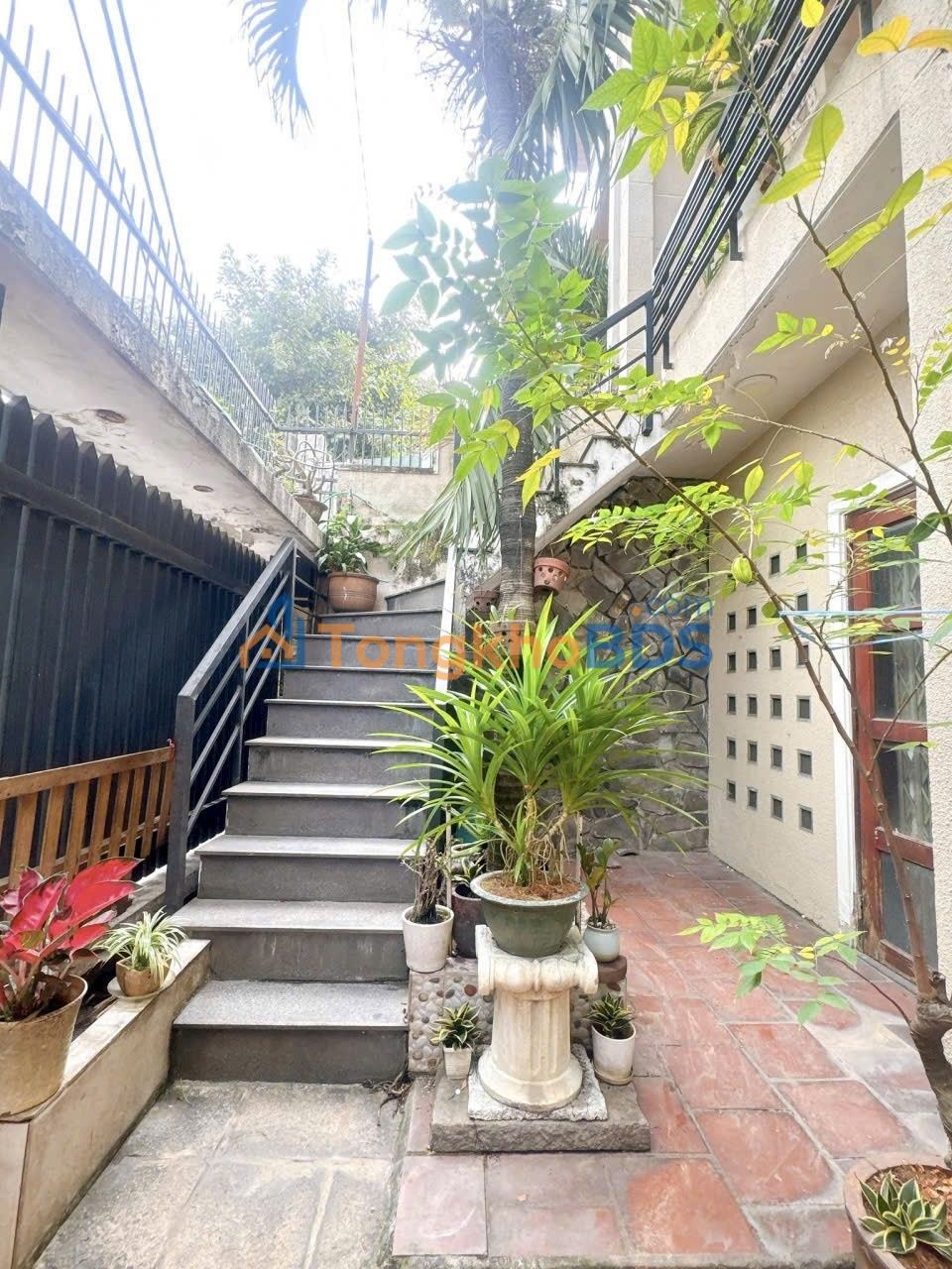 Nhà riêng Bạch Đằng P.24 105m² 15 tỷ - Ô tô vào nhà