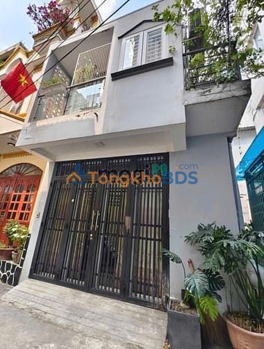 Nhà Quận 10 Lê Hồng Phong 46m² 2.4 tỷ - Sẵn sàng ở ngay