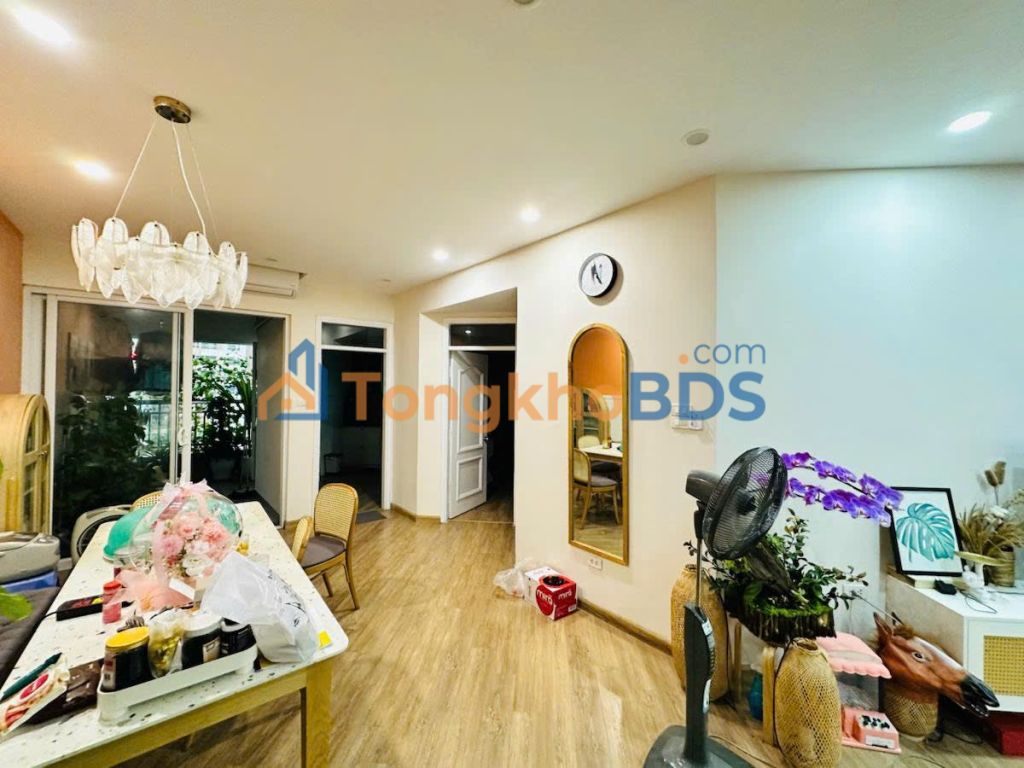 Nhà mặt phố Kim Mã Ba Đình 47m² 30 tỷ - Ô tô vào nhà