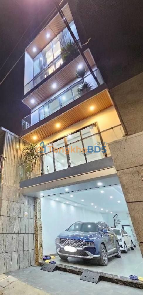 Nhà riêng Phố Trạm 60m² 20.4 tỷ - Sẵn sàng ở ngay