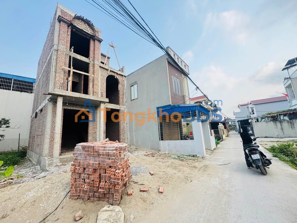 Townhouse Kiều Trung Hồng Thái, Kiến An 100m² 4.39 tỷ - Chính chủ bán