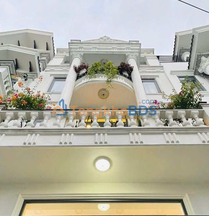 Townhouse Phường 16 Quận 8 60m² 9 tỷ - Mặt tiền kinh doanh