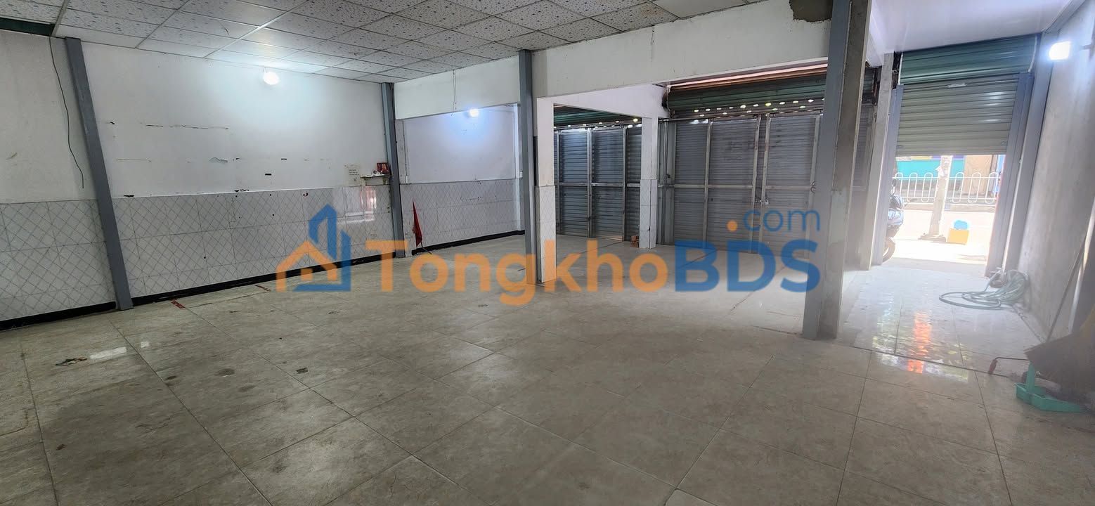 Nhà mặt tiền Nguyễn Sơn Tân Phú 122m² 34tr - Kinh doanh mặt tiền