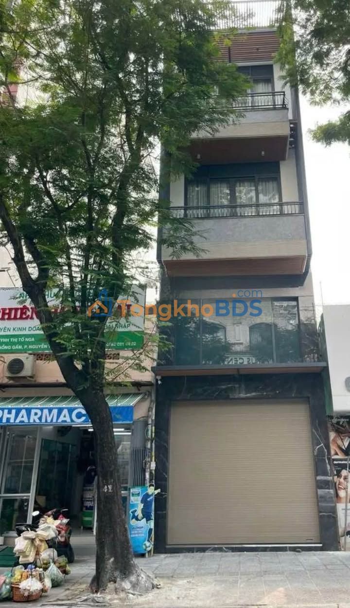 Mặt bằng kinh doanh Quận 1 93m² 33 triệu - Mặt tiền kinh doanh