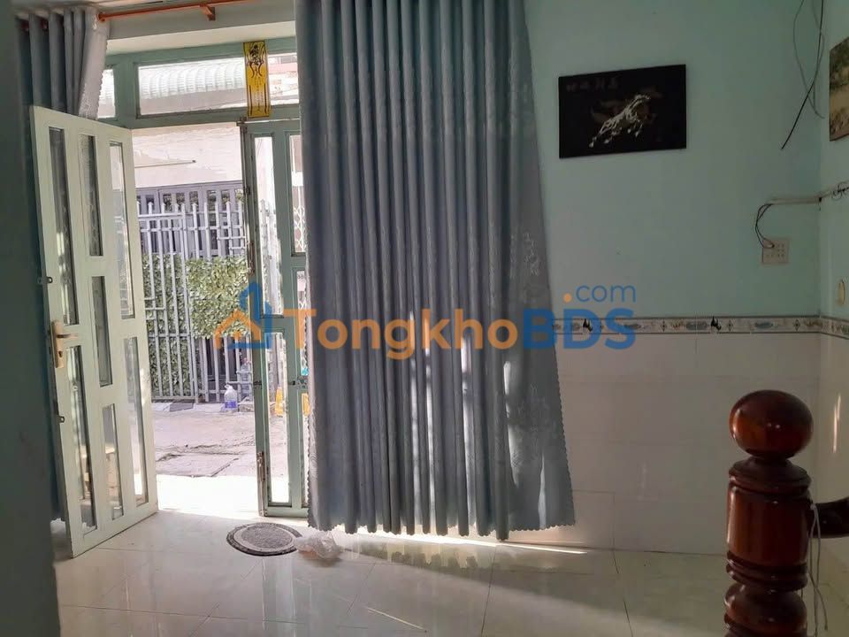 Nhà Nguyễn Văn Linh 84m² 3.5 triệu - Ô tô vào tận nhà
