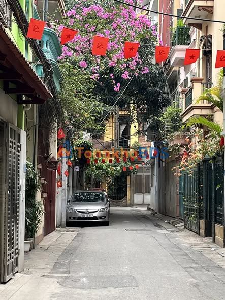 Đất Võ Chí Công Tây Hồ 45m² 13.5 tỷ - Sổ đỏ chính chủ