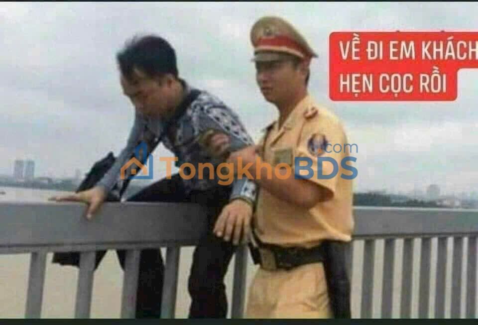 Nhà nguyên căn D2 Nguyễn Gia Trí 60m2 44 triệu - Oto