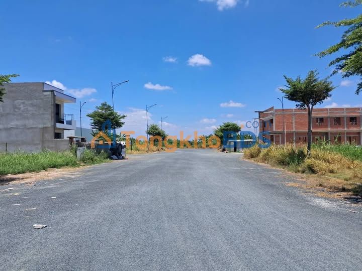 Đất nền Cà Mau Đường 7 105m² 900 triệu - Sổ đỏ chính chủ