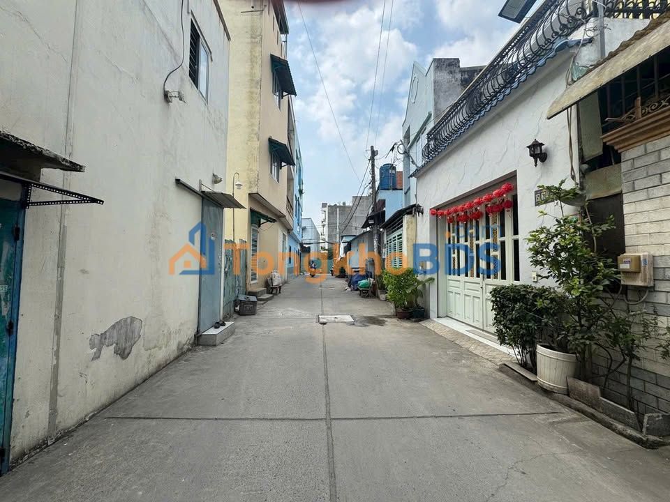 Đất nền Bình Tân 100m² giá 4.5 tỷ - Đất thổ cư 100%