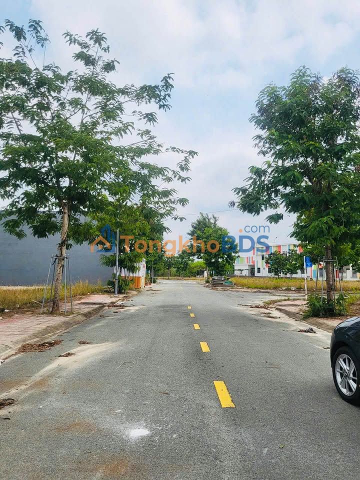 Nhà lầu An Điền Bến Cát 100m² 2.15 tỷ - Ô tô vào nhà