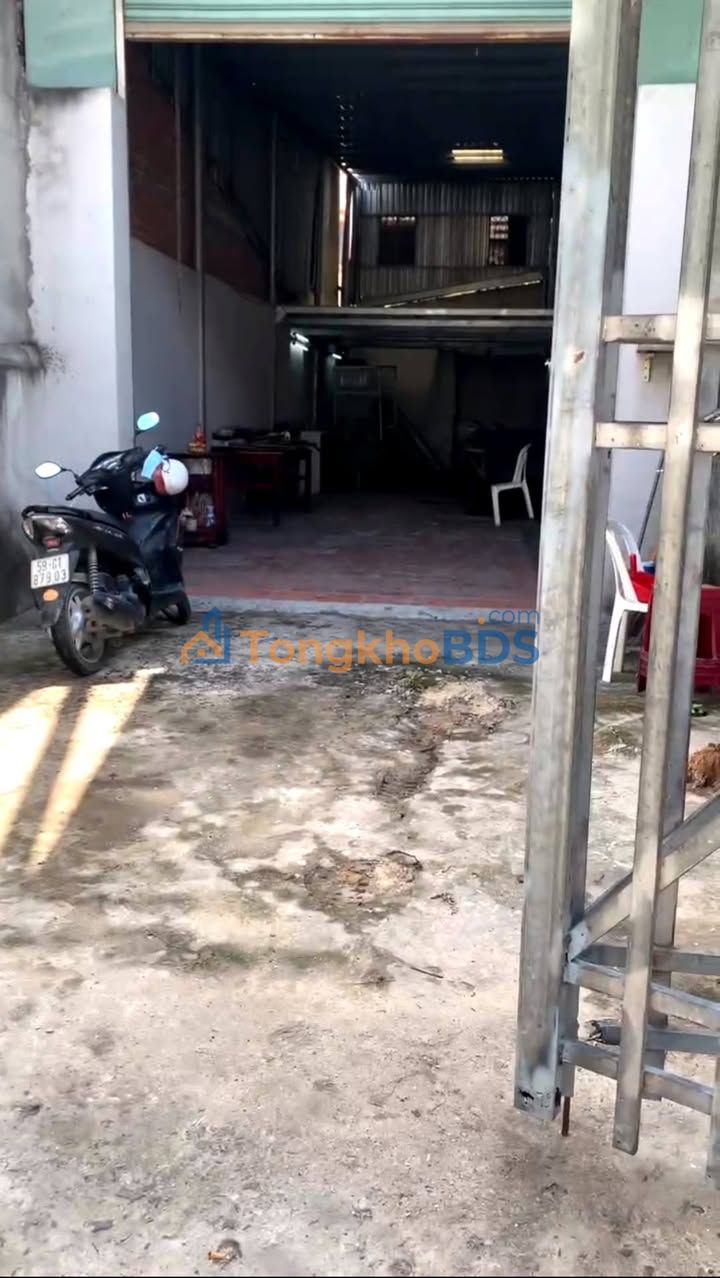 Kho Song Hanh Tan Xuan 100m2 4.5tr/th - Hoat dong ngay