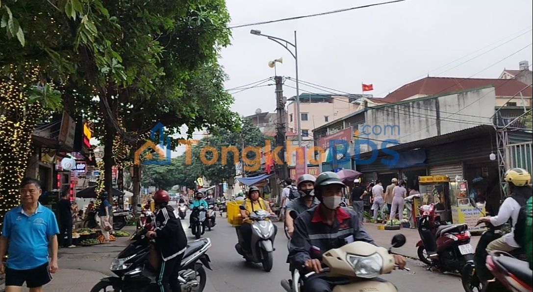 Nhà 2 tầng Vũ Xuân Thiều Long Biên 120m2 10 tỷ - Ô tô vào nhà