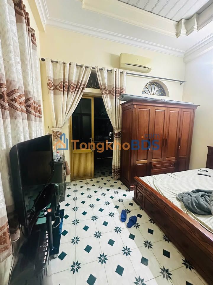 Nhà 2,5 tầng Hồng Bàng 30m² giá thỏa thuận - Sẵn sàng ở ngay