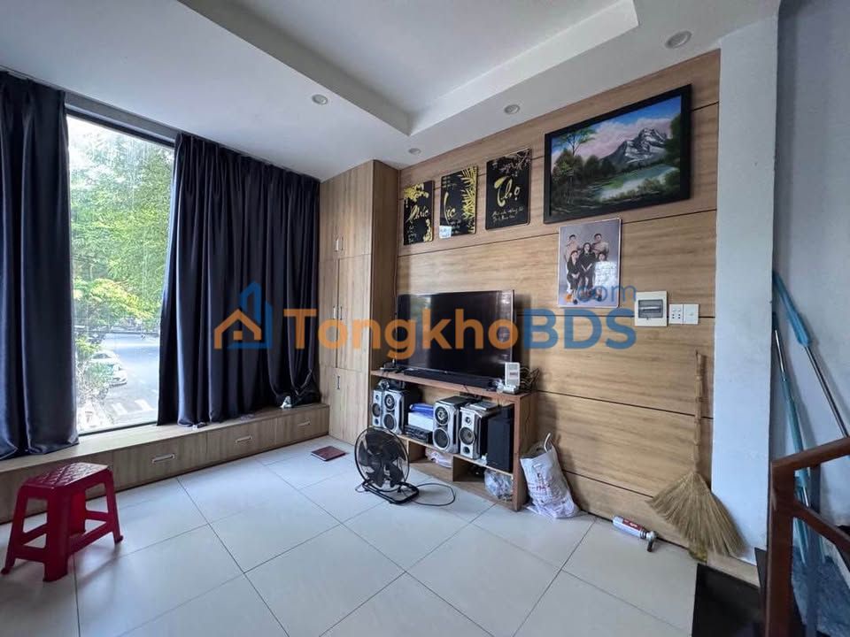 Nhà phố Lý Thường Kiệt 134m² 14.186 tỷ - Mặt tiền kinh doanh